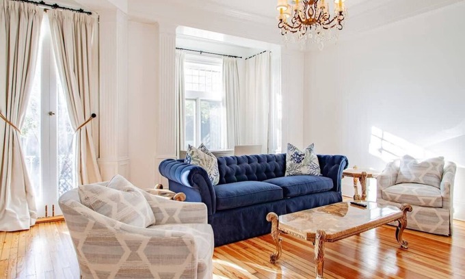 Kalorama Heights House | LUXE Kalorama 5-BR Townhome Close to Dupont Circle