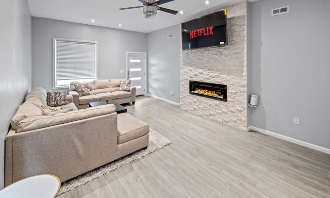 Germantown House | Luxe Private Philadelphia Getaway Near Downtown!