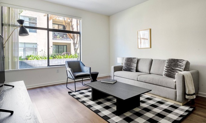 San Jose Apartment | Luxe San Jose 1BR w/Gym, Pool, W/D, walk to WF + Caltrain, by Blueground