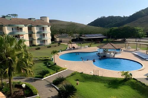 Volta Redonda Apartment | Luxuoso Flat no Aldeia das Águas Com Vista para Piscina