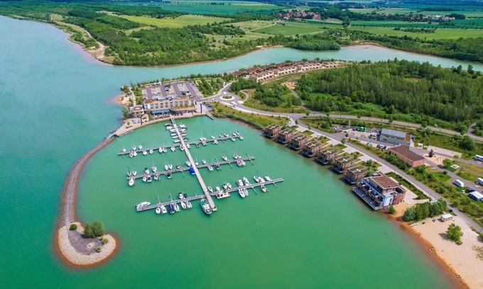 Grossposna Apartment | Luxuriöse Ferienwohnung am Störmthaler See