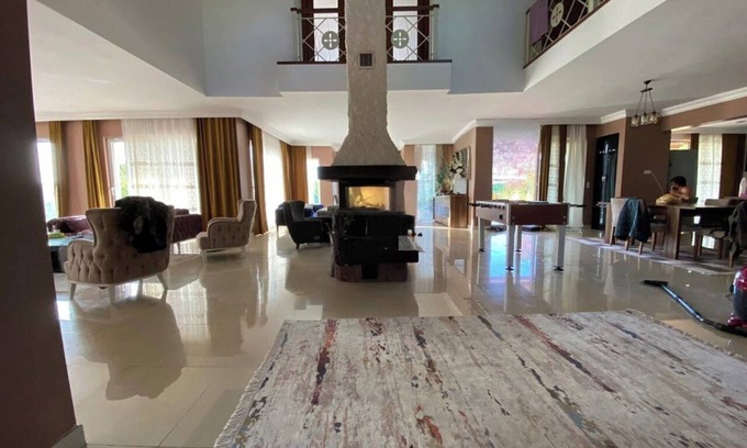Buyukcekmece Ski Chalet | Luxuries chalet, pool, private villa, AC, and free WIFI