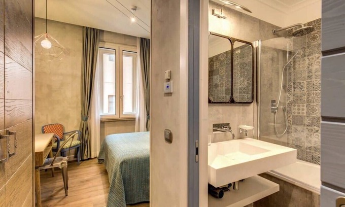 Rione IV Campo Marzio Apartment | Luxurious 1BR Suite in the heart of Rome