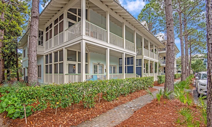 Watercolor Condo | Luxurious 2 Bedroom Watercolor Condo With Two Bikes and Watercolor Amenities