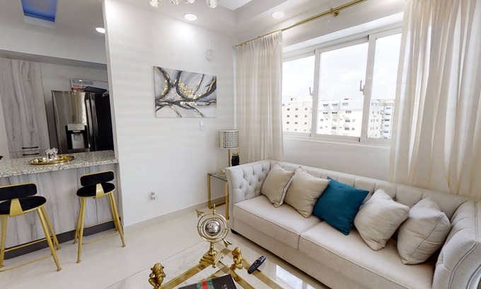 Ensanche Quisqueya House | Luxurious 2BR condo with Rooftop, jacuzzi and BBQ