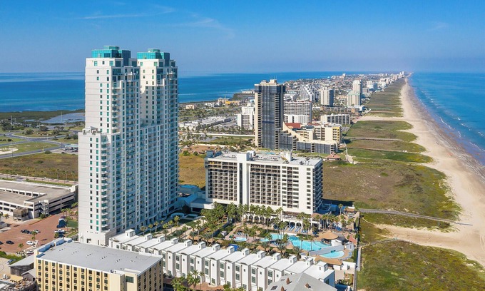 South Padre Island Condo | LUXURIOUS 3 Bedroom Sapphire Condo 2302-on the 23rd Floor- Amazing Views!