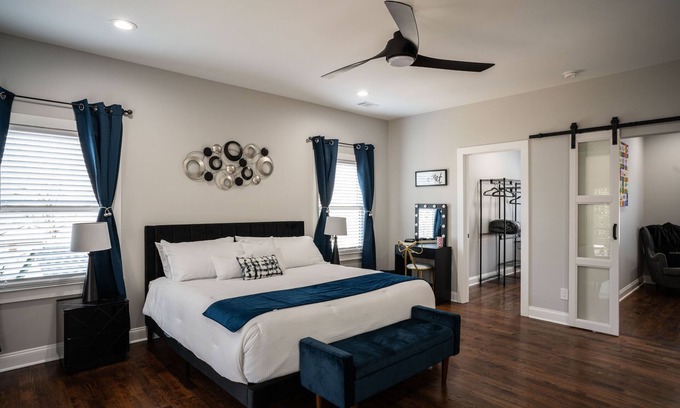 Chamblee House | Luxurious Fully-Furnished 4-Bedroom Housen