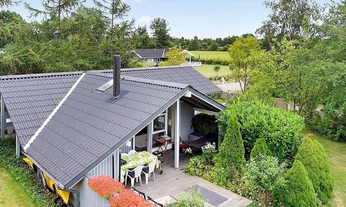 Rodvig Stevns House | Luxurious Holiday Home in Zealand with Garden