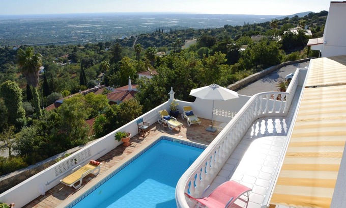 Estoi House | Luxurious holiday home with private pool and fantastic sea views