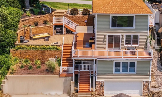 Cedar Lake House | Luxurious Lake House w/Amazing Outdoor Space! Steps From a Private LakeFront!