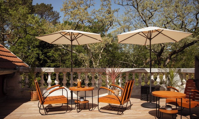 Magescq House | Luxurious Maison de Maitre facing the Landes forest 15' from the ocean with swimming pool & park