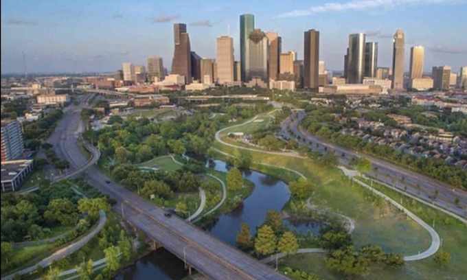 Southeast Houston House | Luxurious Newly Built Home Near The Medical Center