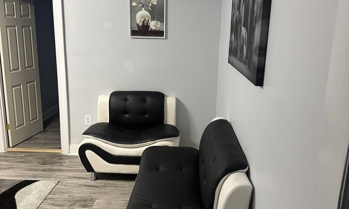 Brooklyn Apartment | Luxurious One Bedroom Apartment located at the Flatbush area