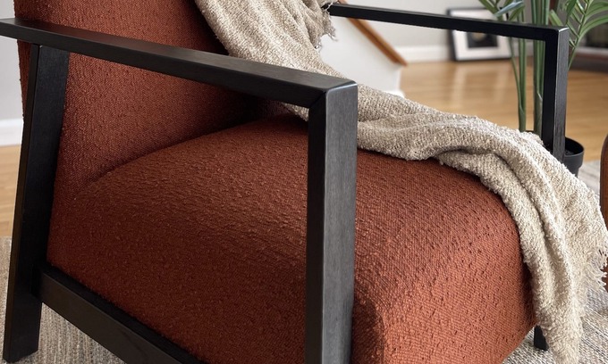 Bridgeport House | Luxurious & peaceful home, perfect location! 5 min from everything.