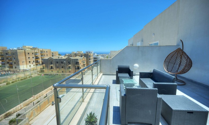Ta' Giorni Apartment | Luxurious penthouse with 2 large terraces DGER1-1