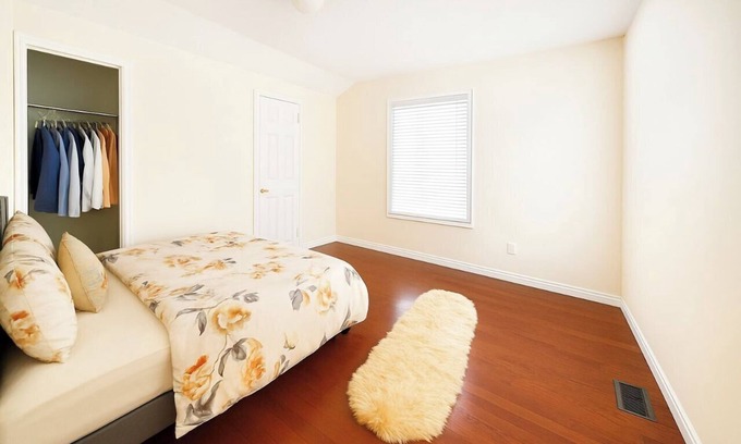 Markham House | Luxurious private Master bedroom