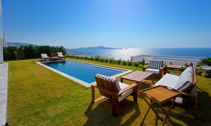 Gundogan Villa | Luxurious seafront Mediterranean villa with pool