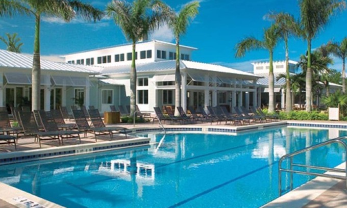 Estero Resort | Luxurious studio at Hyatt Coconut Cove! Fantastic resort!