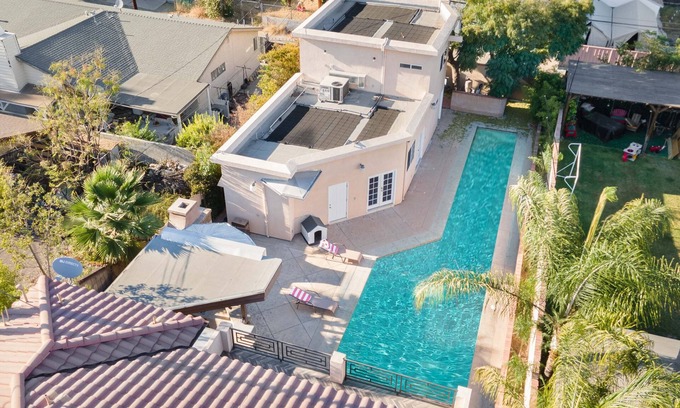 Granada Hills South House | Luxurious Vacation Villa with Lap Pool