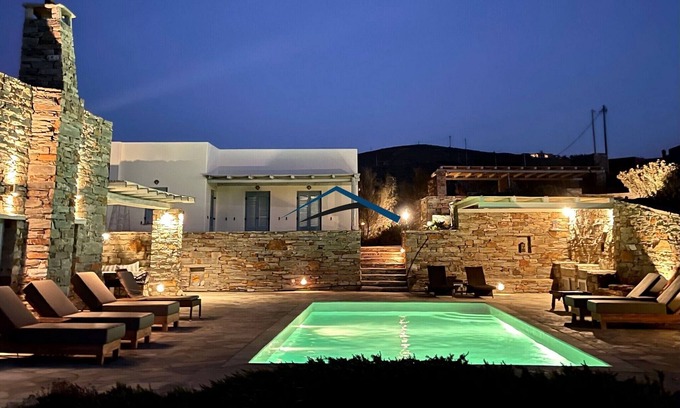 Kea Villa | Luxurious Villa on the waterfront with a pool and direct access to the sea
