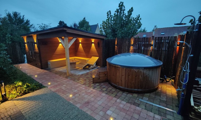 Oostduinkerke Villa | Luxurious Villa with wellness, sauna and hot tub
