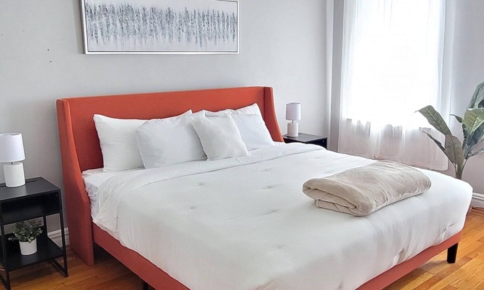 Bedford Park Apartment | Luxury 1-Bed property