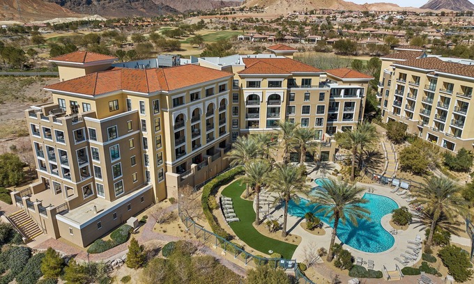 Lake Las Vegas Condo | Luxury 1BR Stay – Pool, Kitchenette, Village!