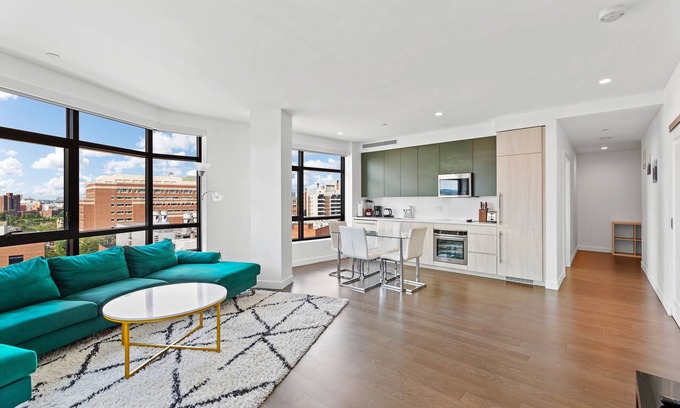 Fenway–Kenmore Apartment | Luxury 2Br 2BA Apt Fenway Boston