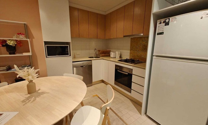 Adelaide Central Business District Apartment | Luxury 2BR apartment in the heart of CBD