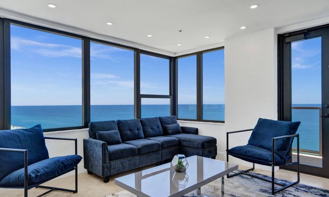 Mid Beach Apartment | Luxury 2BR Oceanfront Penthouse with Two Private Balconies/PH-2