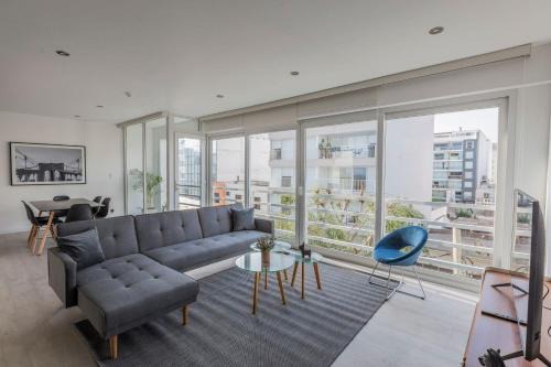 Reducto Apartment | Luxury 2BR with Balcony Near Larcomar