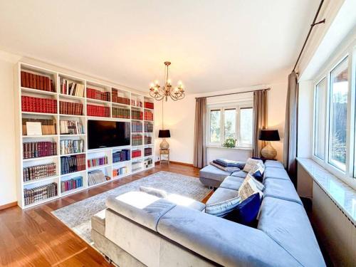 Perosa Argentina Apartment | Luxury 3 bedroom Grand Chalet