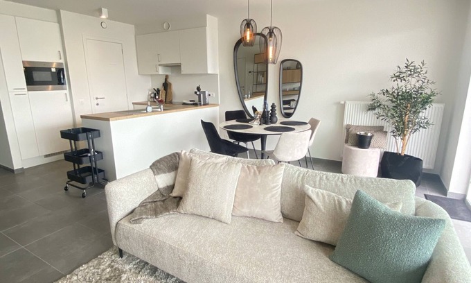 Zeebrugge Apartment | Luxury 4p apartment at marina of Zeebrugge incl.2terrassen+free parking