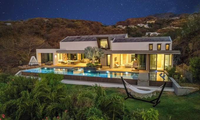 Brasilito Villa | Luxury 5-bed home with stunning views-Fully Staffed and minutes to the Best Beaches!