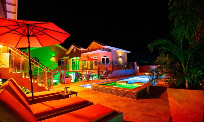Greenwood Villa | Luxury 8BR Villa, Pool, Butler & Free Meal