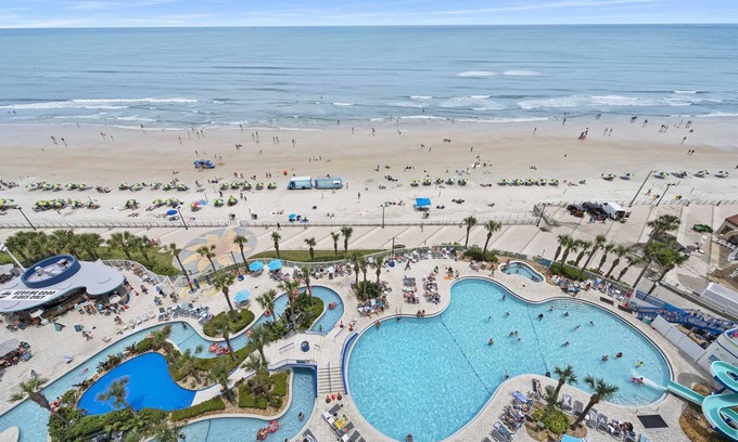 Brush - Stewarts Condo | Luxury 9th Floor 1 BR Condo Direct Oceanfront Daytona Beach