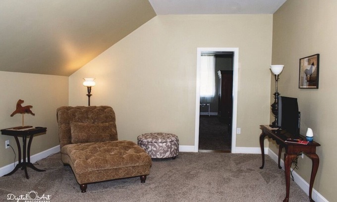 Maysville Apartment | Luxury and Character in Maysville, Kentucky