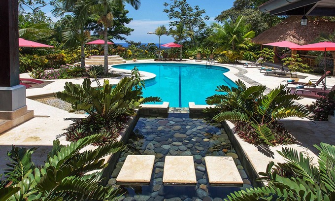 Ballena Villa | Luxury and Comfort in your own tropical resort