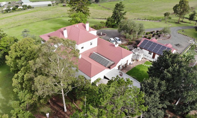 Leconfield Bed & Breakfast | Luxury and heritage hotels in a country mansion built in 1872, 150 yrs in 2022