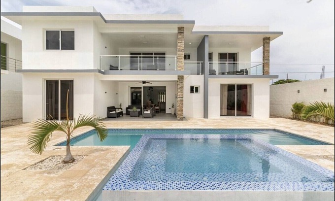 La Mulata Villa | luxury and modern 10Br villa in SOSUA with basketball court