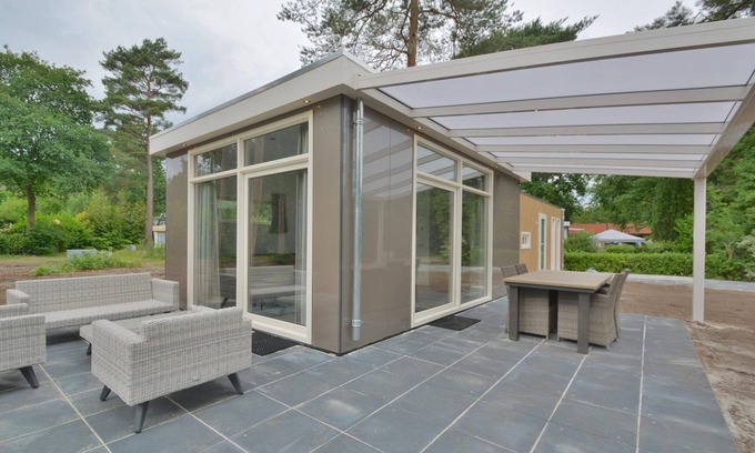 Hooghalen House | Luxury and relaxation in the Boterbloem Wellness Chalet