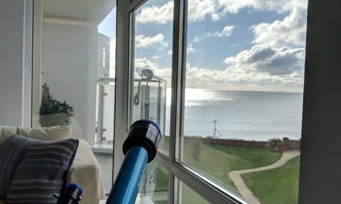 Wittering Apartment | Luxury apartment right on the seafront. Sleeps 4.