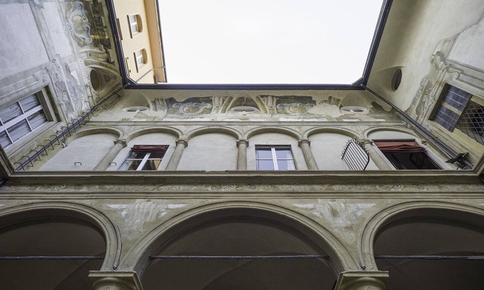 Historic Center Apartment | Luxury apartment in an 18th century building, very central but quiet