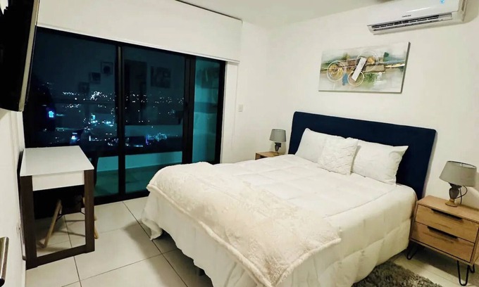 Tegucigalpa House | Luxury Apartment in Astriannnn