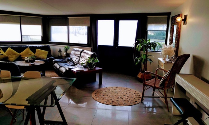 Leucate Apartment | LUXURY APARTMENT IN THE CITY CENTER 150 M FROM THE BEACH AND THE MARINA