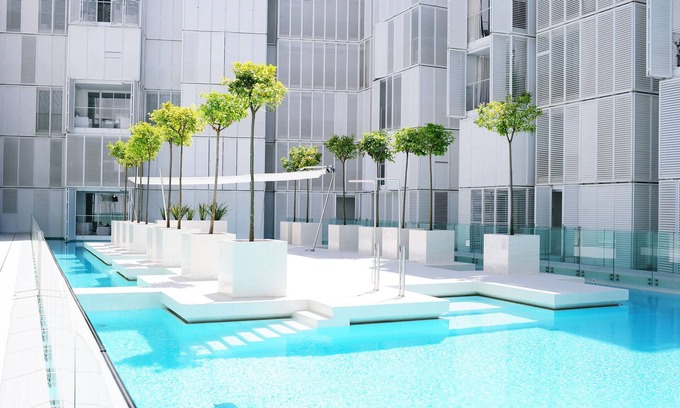 Talamanca Apartment | Luxury Apartments Patio Blanco