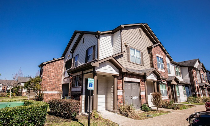 George Bush Park/Eldridge Apartment | Luxury Apt Westheimer/Galleria