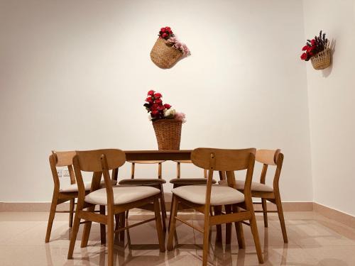 Al-Rawdah Apartment | Luxury Arrwadah Apartment - Swedish design & Sunbath
