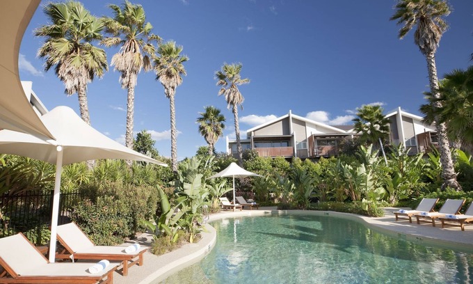Magenta Shores House | LUXURY Beach side Golf view Terrace
