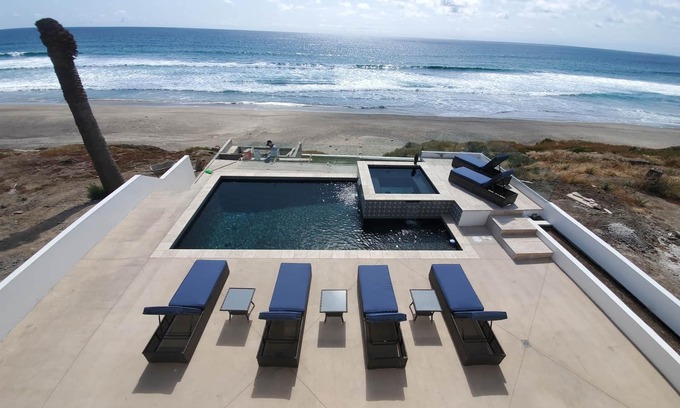 La Fonda Villa | Luxury Beachfront Villa: Ocean Views/Private Pool & Spa - 30 secs to Beach!n